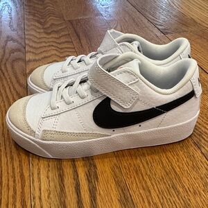 Nike blazer low kids sneakers - size 11 - new w/o tags